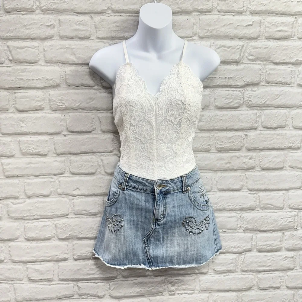 Vintage Y2K Jordache Low Rise Micro Mini‎ Denim Skirt 7/8 Embellished Light Wash